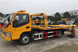 汶川哪里有拖车服务